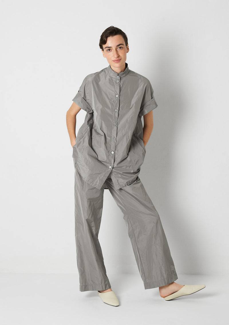 Katharina Hovman Short Sleeve cement Großer Ausverkauf