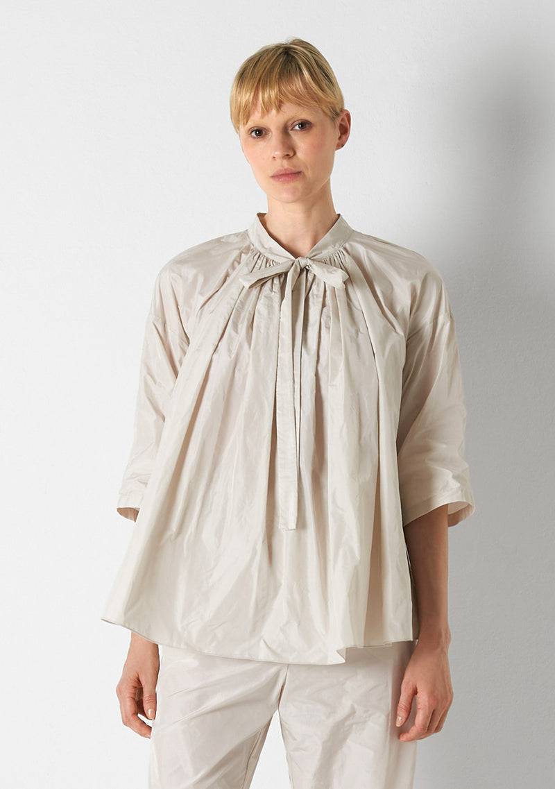 Katharina Hovman Pleats Top marmor Neuheiten