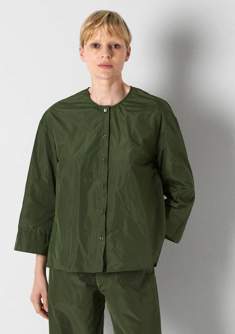 Katharina Hovman Big Blouse Short green tea Neueste Stile