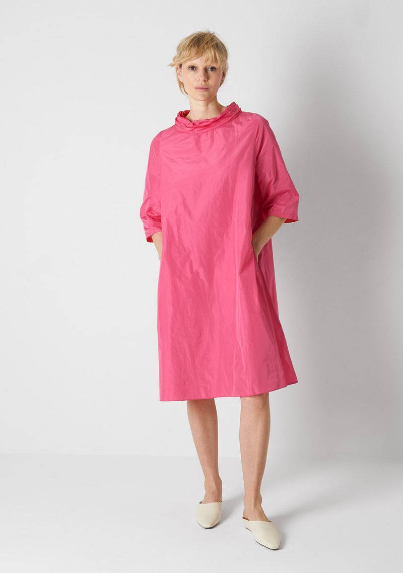 Katharina Hovman Day Dress flamingo Begrenzt auf 3 Tage