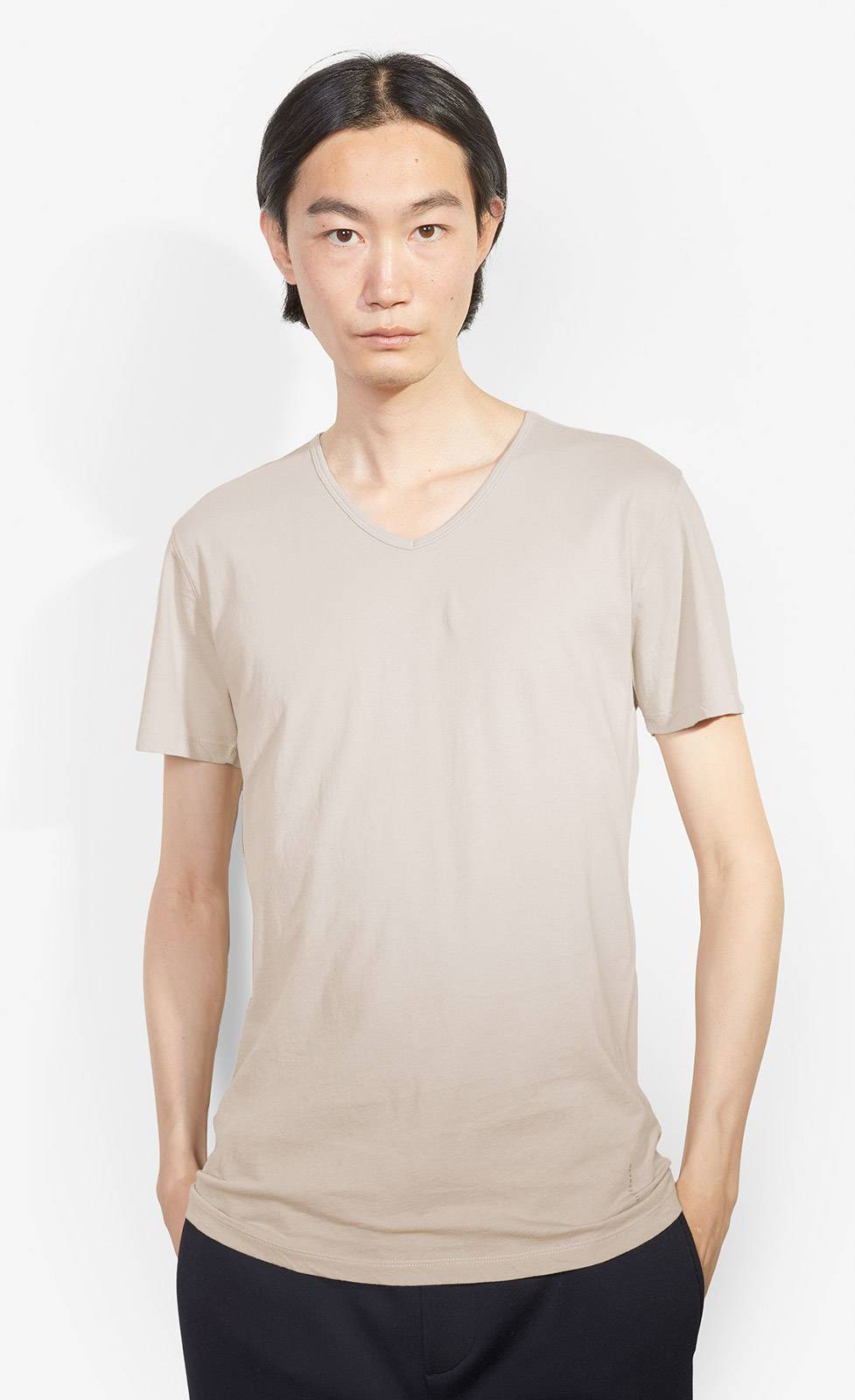 Kiefermann Darius Baumwoll-T-Shirt mit V-Ausschnitt Kauf eins, bekomm eins gratis