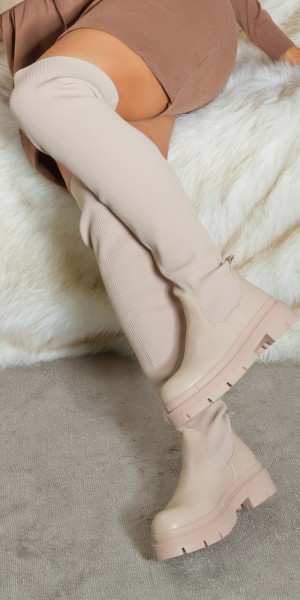 Koucla Trendy Musthave flache Overknee Stiefel gerippt Zeitlich begrenztes Angebot