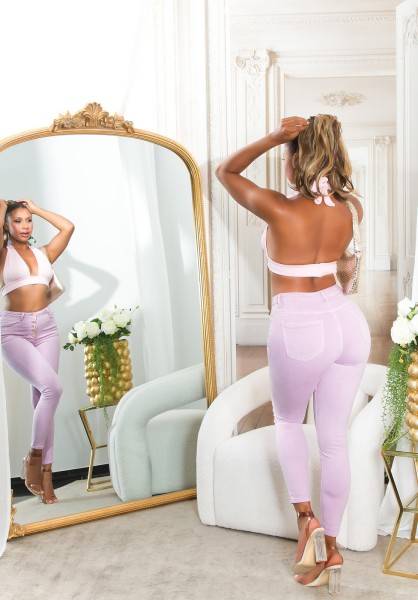 Koucla Sexy Highwaist Jeans "flieder" mit Knopf-Details Letzte 3 Tage