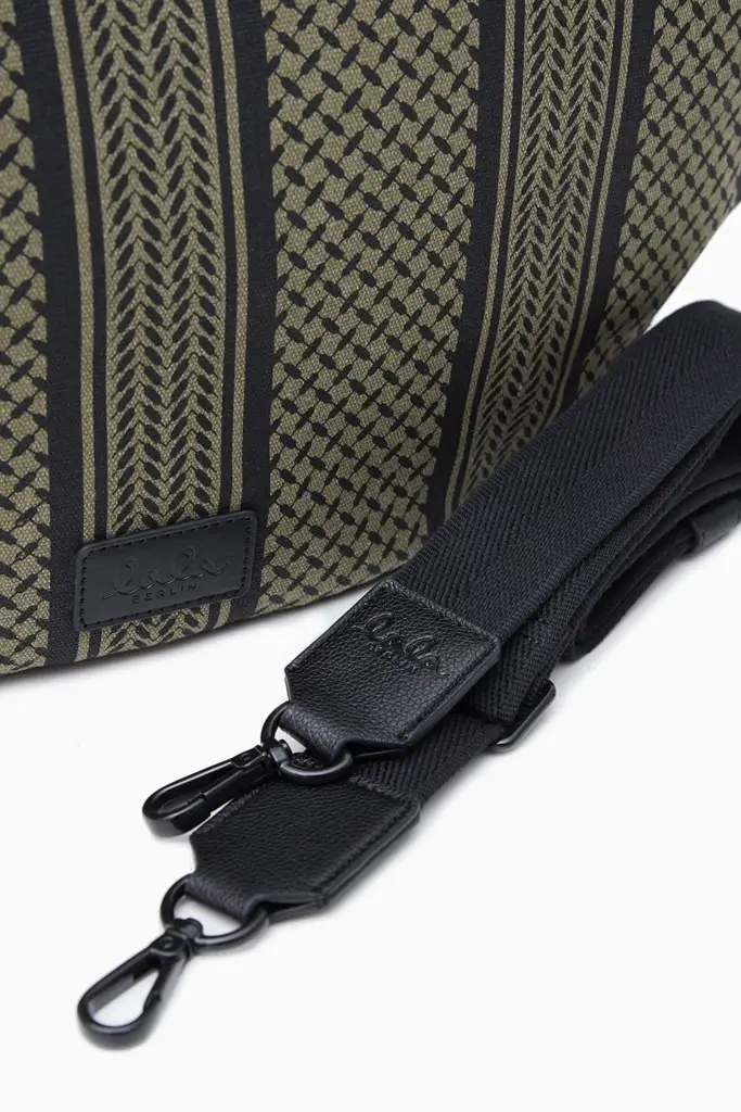 Lala Berlin Crossbody Milora canvas olive/black Muttertagsangebot