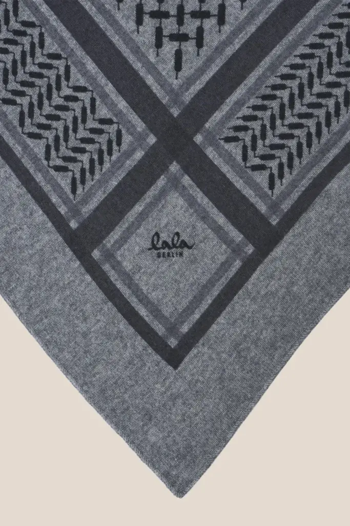 Lala Berlin Triangle Trinity Classic M cashmere city middlegrey melange Exklusive Angebote