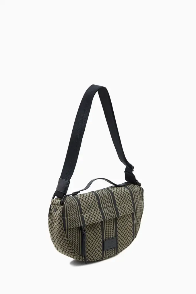 Lala Berlin Crossbody Melly canvas olive/black Neuheiten