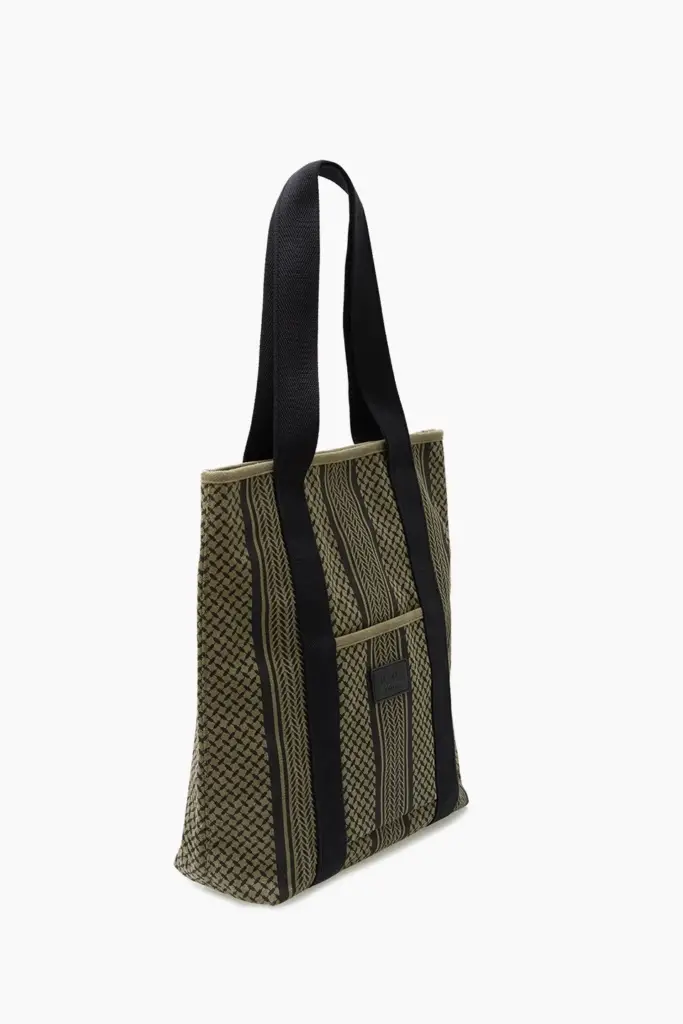 Lala Berlin Tote Carmela canvas olive/black Räumungsverkauf