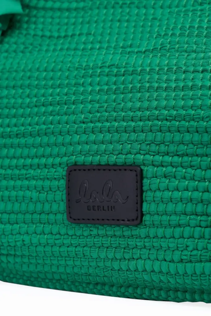 Lala Berlin Small Crossbody Mimi polyester green carpet weave Letzte 3 Tage