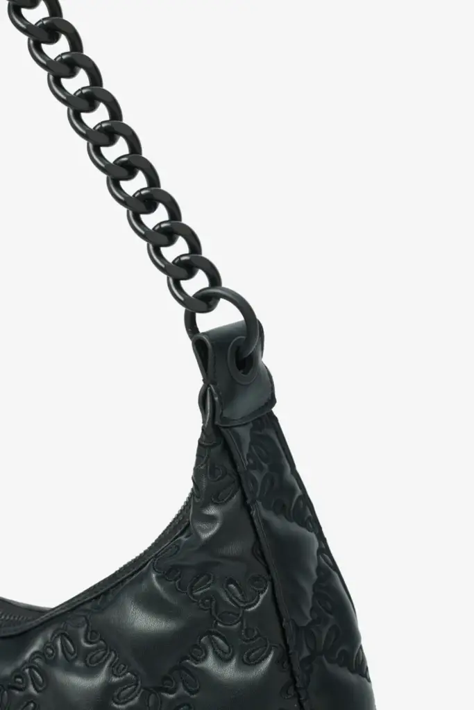 Lala Berlin Shoulderbag Mewis vegan leather lalagram black Letzter Tag