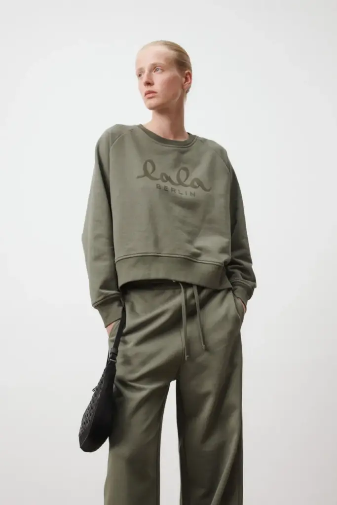 Lala Berlin Sweatshirt Ijora cotton olive 50% Rabatt für begrenzte Zeit