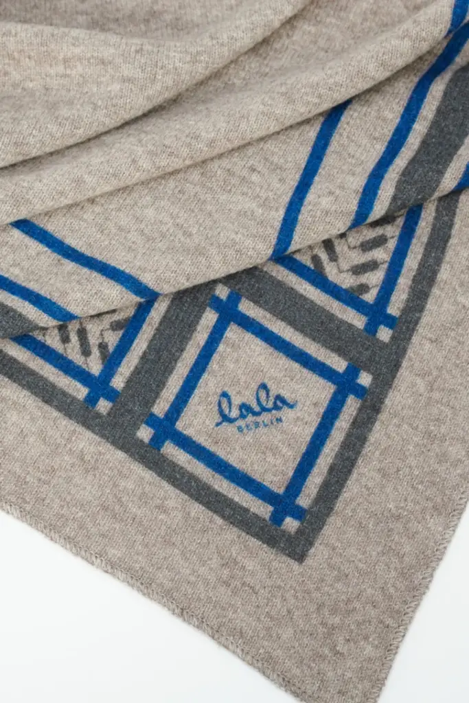 Lala Berlin Triangle Minimal Trinity cashmere anthracite Kostenloser Versand