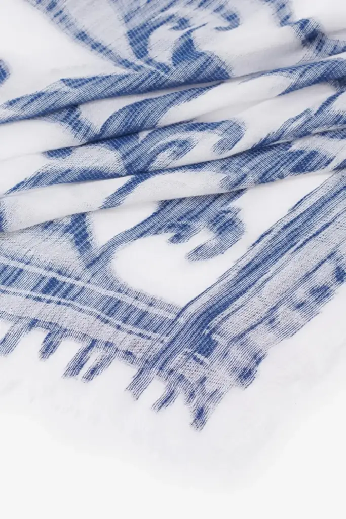 Lala Berlin Triangle Alvid viscose mix flower fountain blue Super Sparpreis