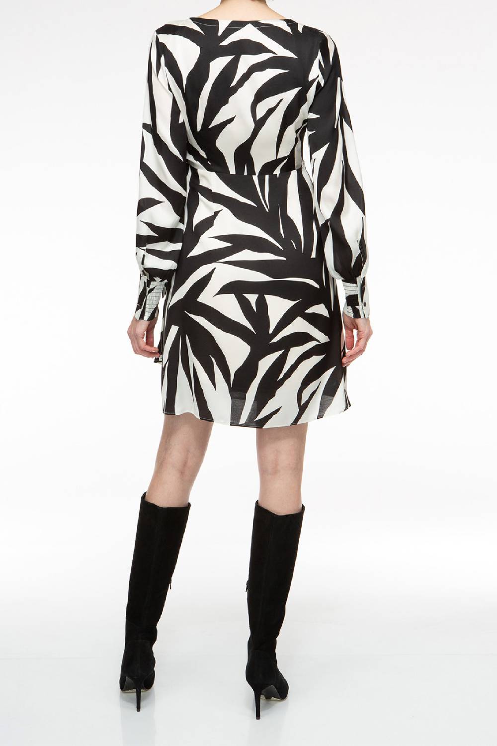 IVI GmbH PALM LEAF BLACK Kurzes Wickelkleid aus Seide Muttertagsangebot