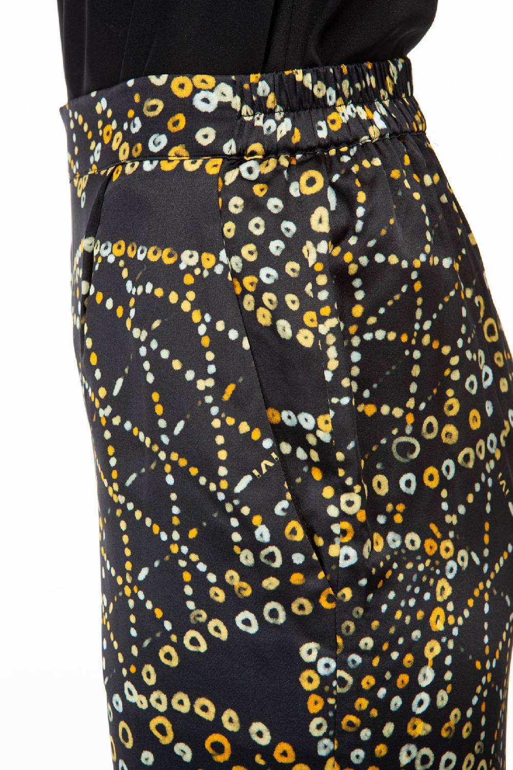 IVI GmbH RAINBOW FISH Bedruckte Hose mit weitem Bein schwarz Valentinstagsangebot