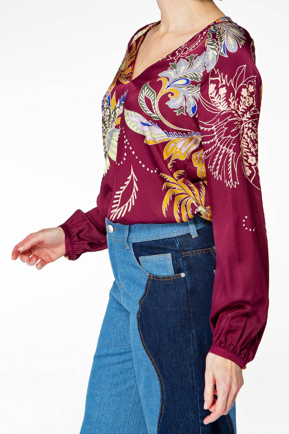 IVI GmbH GLAMOROUS Bluse mit Cut Out Letzte 3 Tage