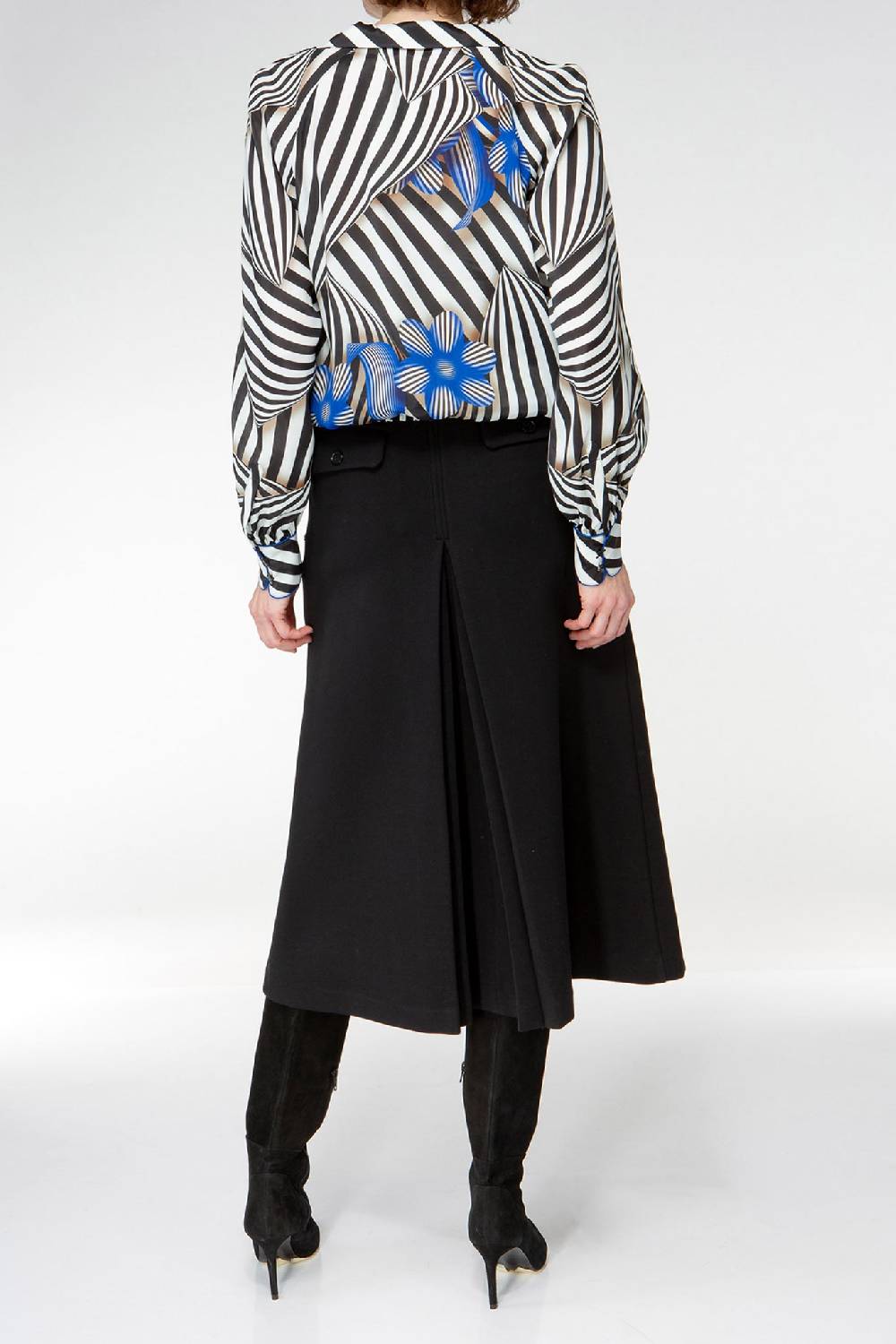 IVI GmbH FLORAL ILLUSION Wickelbluse Bestseller