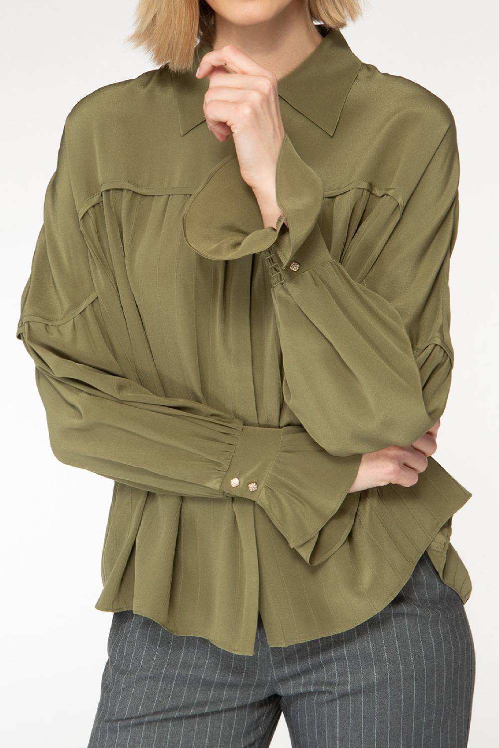 IVI GmbH FANCY Plissé Bluse aus Seiden-Georgette olive Tiefpreis