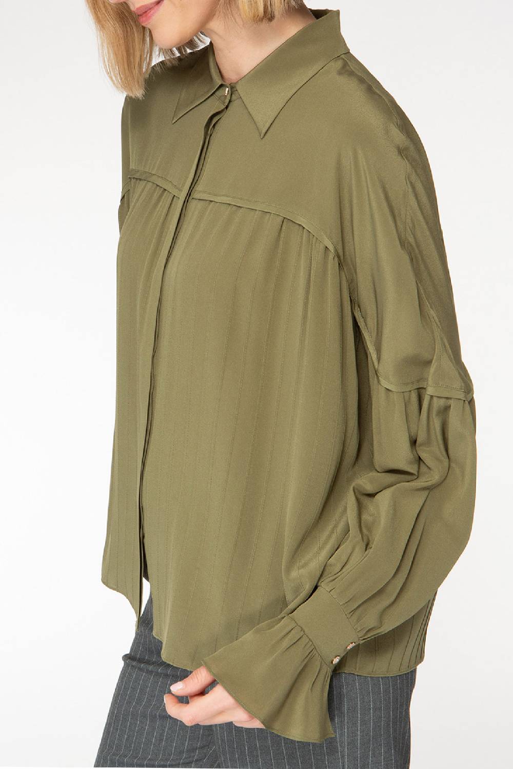 IVI GmbH FANCY Plissé Bluse aus Seiden-Georgette olive Tiefpreis