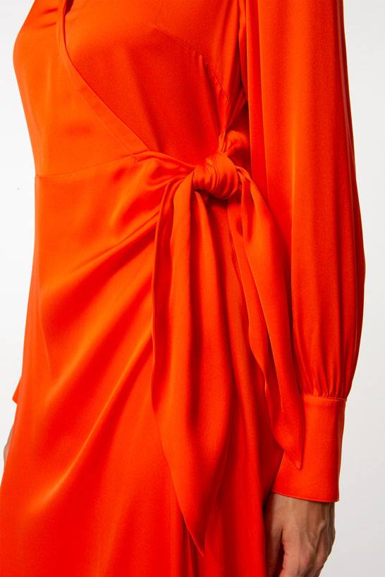 IVI GmbH SOLID SILK Midi Wickelkleid grenadine Neuheiten