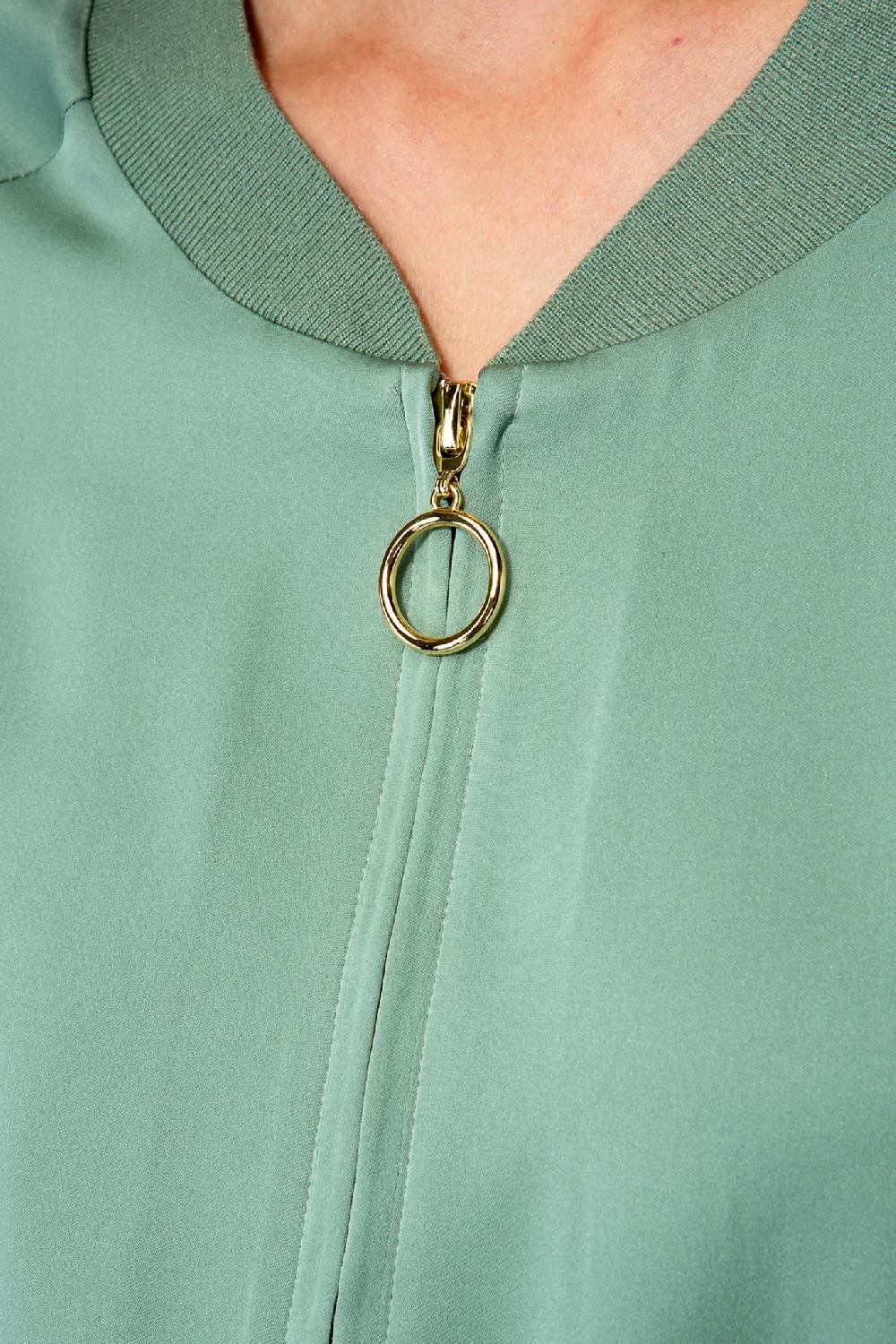 IVI GmbH SOLID SILK Seidenblouson salbei Bis zu 65% Rabatt