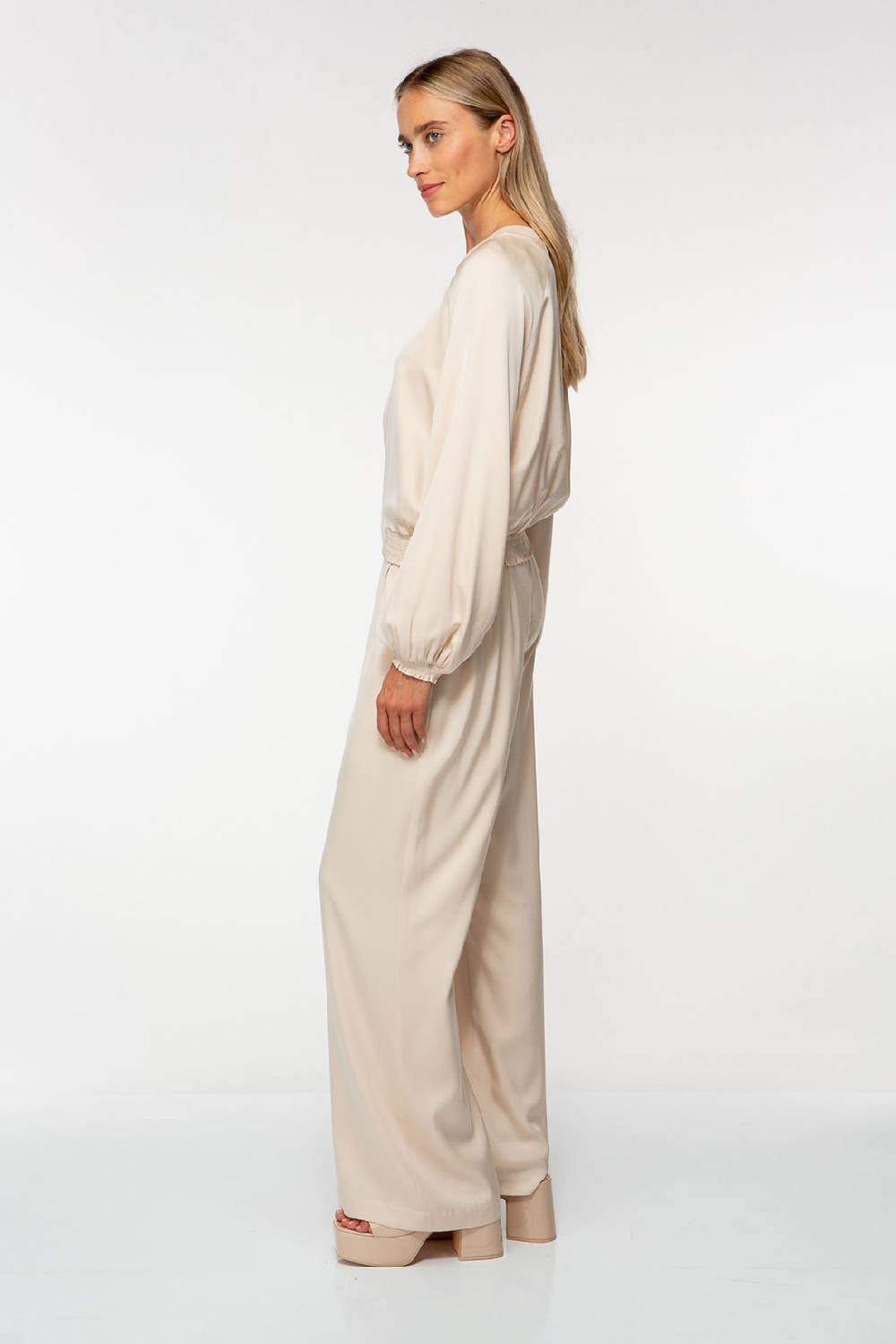 IVI GmbH SOLID SILK Seidenhose mit weitem Bein light sand Fabrikladen