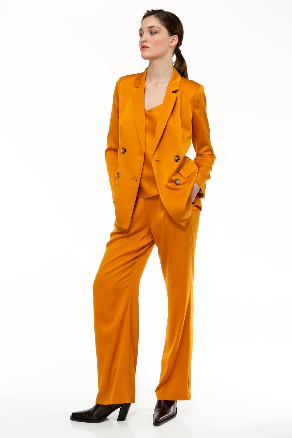 IVI GmbH SOLID SILK Seidenhose safran Großer Ausverkauf