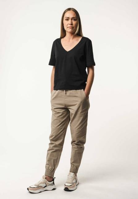 Melawear V-Neck T-Shirt LALI Bundle Räumungsverkauf