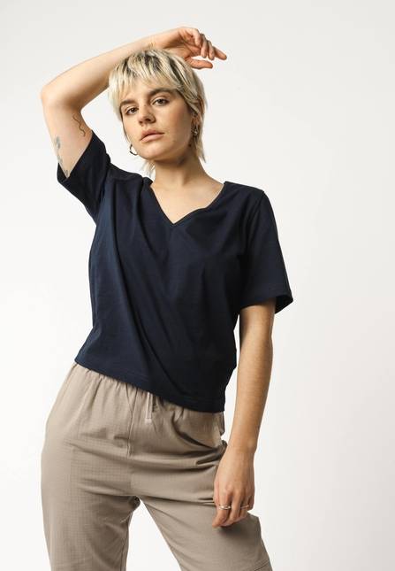 Melawear V-Neck T-Shirt LALI Bundle Kauf eins, bekomm eins gratis