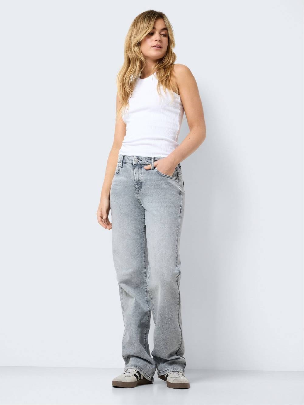 NOISY MAY NMYOLANDA NM WIDE JEANS NOOS (Light Grey Denim) Valentinstagsangebot