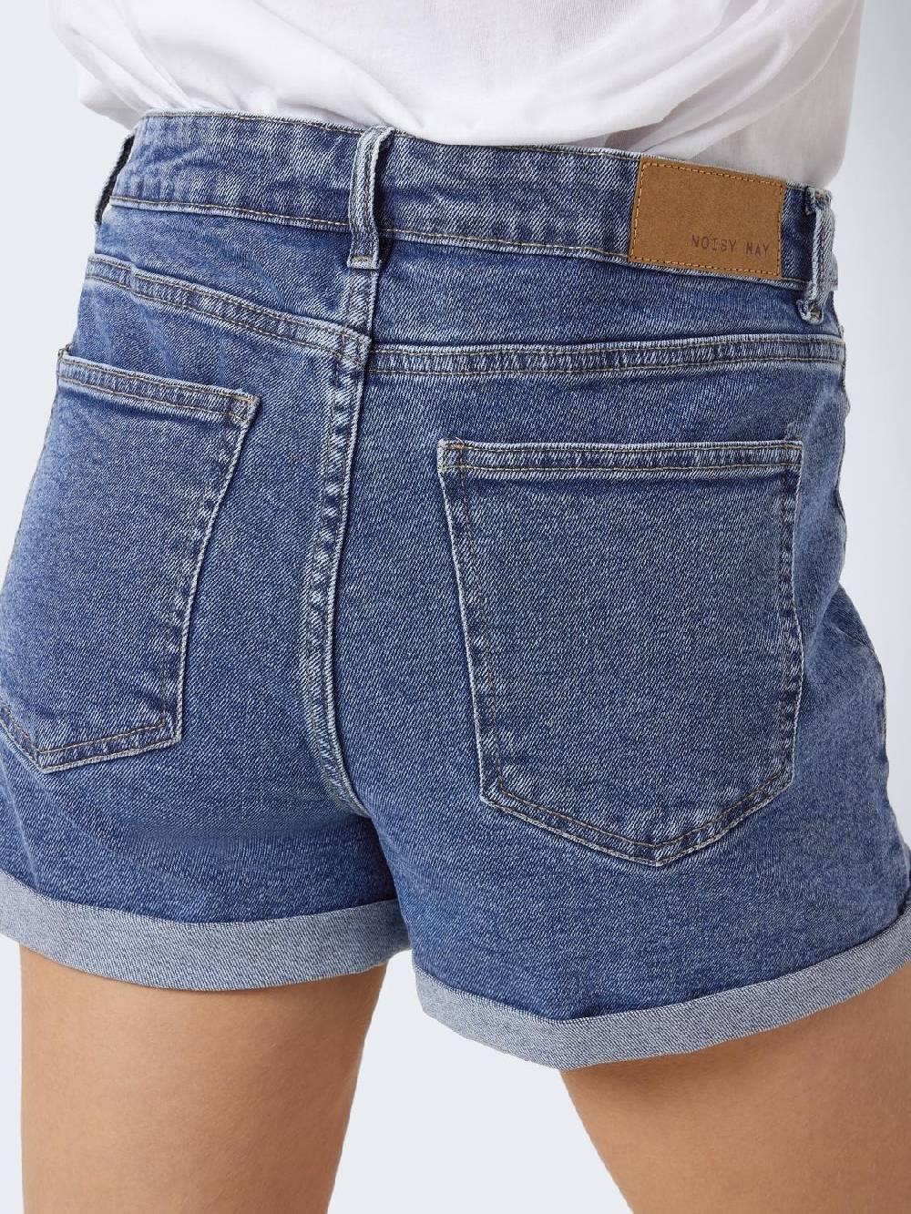 NOISY MAY NMMONI HW SHORTS AZ360 BL NOOS MID BLUE DENIM Räumungsverkauf