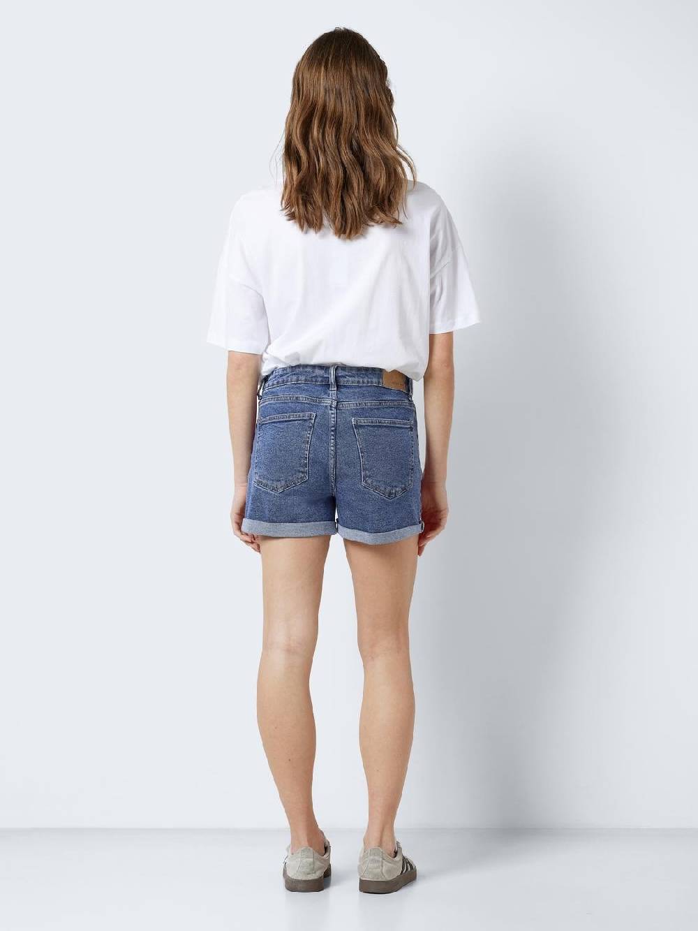 NOISY MAY NMMONI HW SHORTS AZ360 BL NOOS MID BLUE DENIM Räumungsverkauf