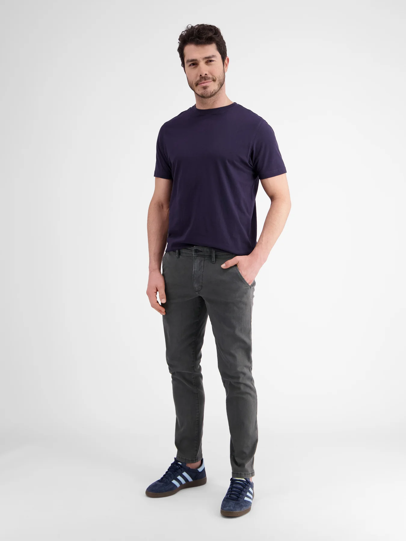 Lerros 2009114 CHINO VAN ZACHTE HYPERFLEX STRETCHKWALITEIT (289 DARK GRAPHITE) Angebote