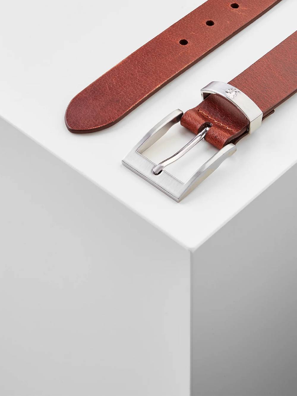 Lerros 5003007 RIEM MET METALEN ELEMENTEN (740 COGNAC) Günstiger Verkauf