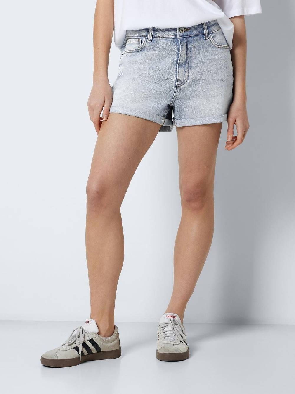 NOISY MAY NMMONI HW SHORTS AZ360 BL NOOS LIGHT BLUE DENIM Osterangebot