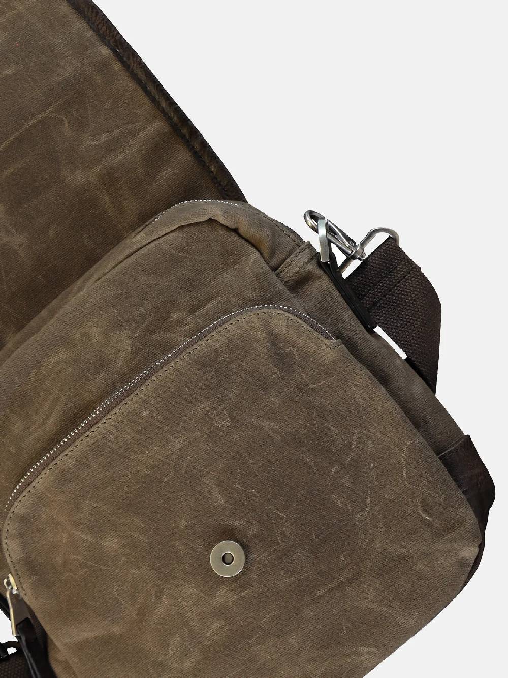 Lerros 5002071 COLUMBUS SLANKE MESSENGERTAS (645 GRANITE) im Angebot