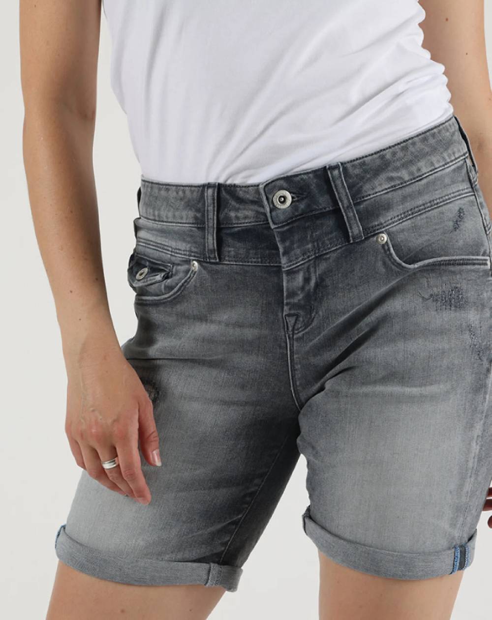 M.O.D BETTINA SHORTS SP24-2057 (albama grey 1986) Blitzangebot