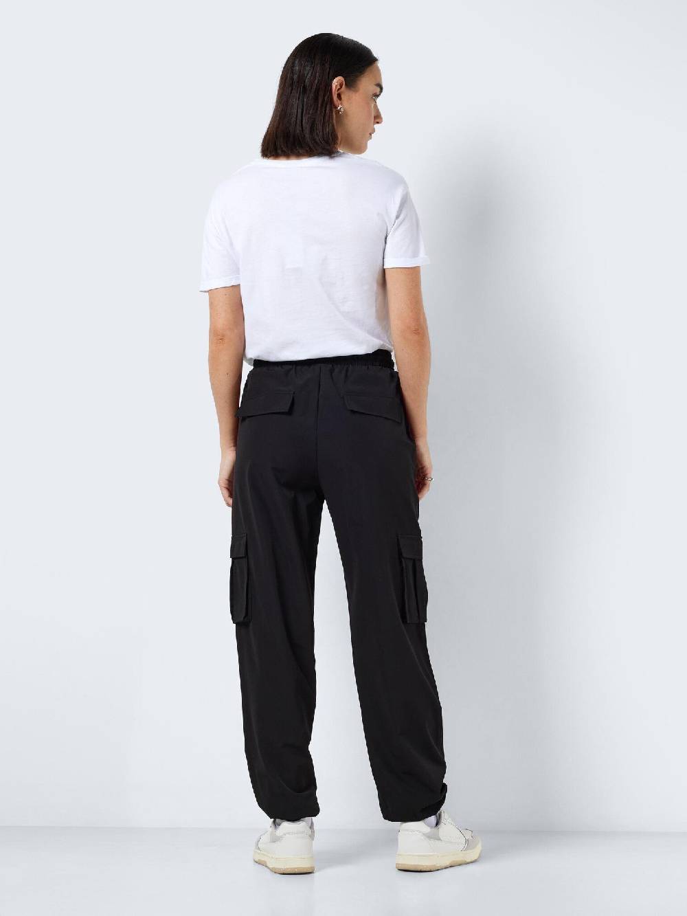 NOISY MAY KIRBY HW Cargo Pants (Black) Kauf eins, bekomm eins gratis