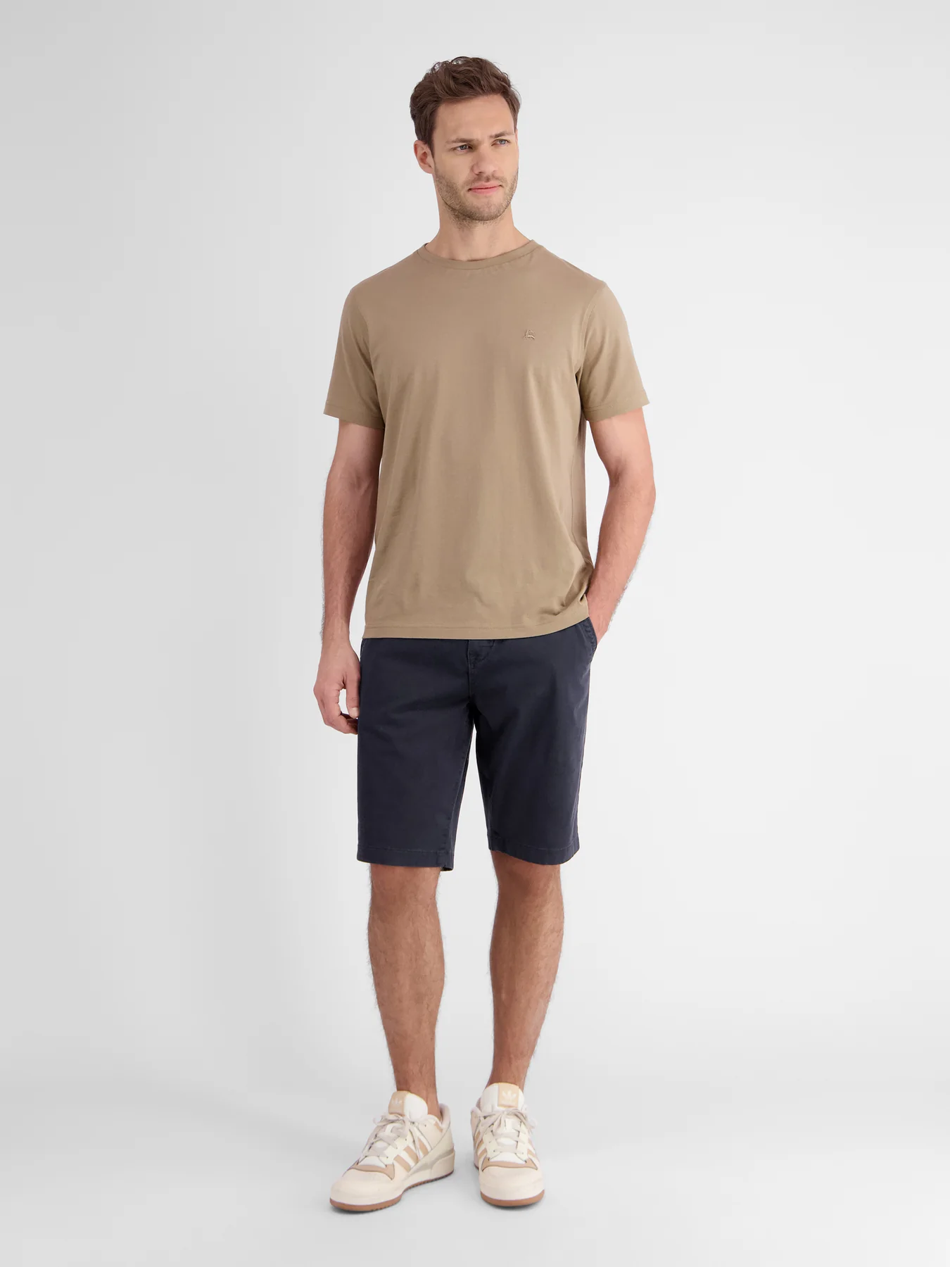 Lerros 2439213 T12 Hose Kurz (485 Classic Navy) Cyber Monday