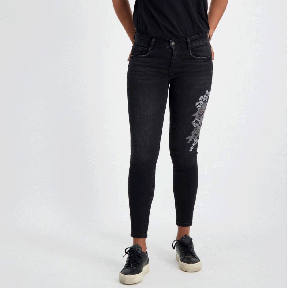 Cars Jeans MAREN Skinny Emb. Black Twill Meist gekauft