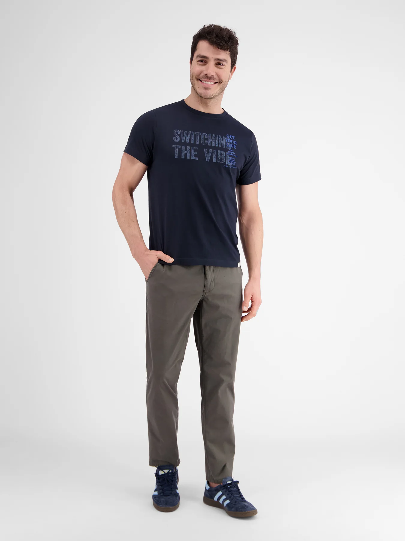 Lerros 2423005 EFFEN T-SHIRT PRINT OP DE BORST (485 CLASSIC NAVY) Letzte 2 Tage