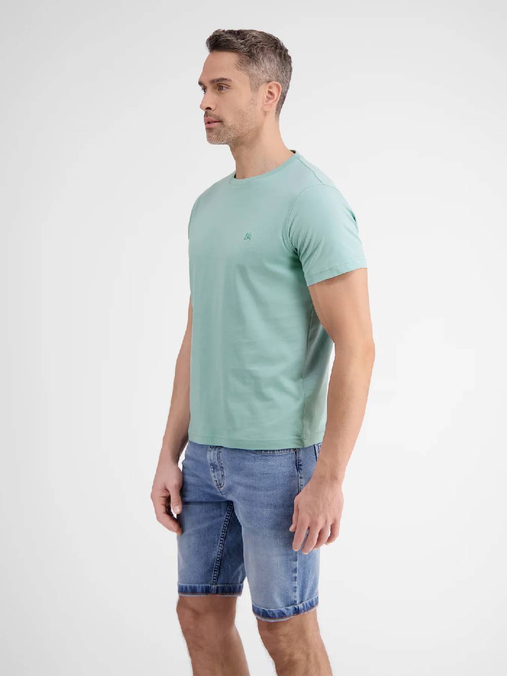 Lerros 2423000 EFFEN BASIC T-SHIRT LOGOSTEEK (622 COASTAL SEA BLUE) Bis zu 65% Rabatt