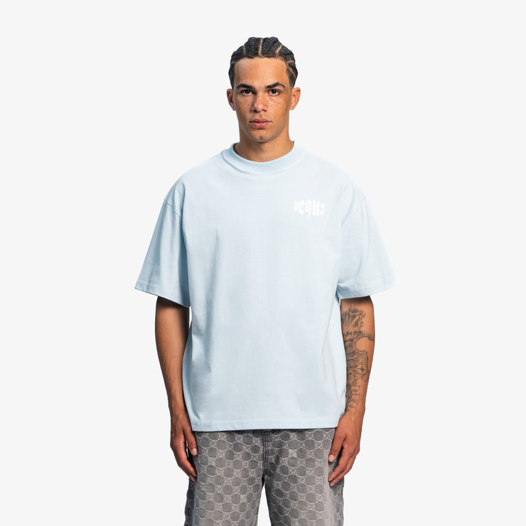 Pequs Mythic Chest Logo T-Shirt Vierteljährliche Förderung