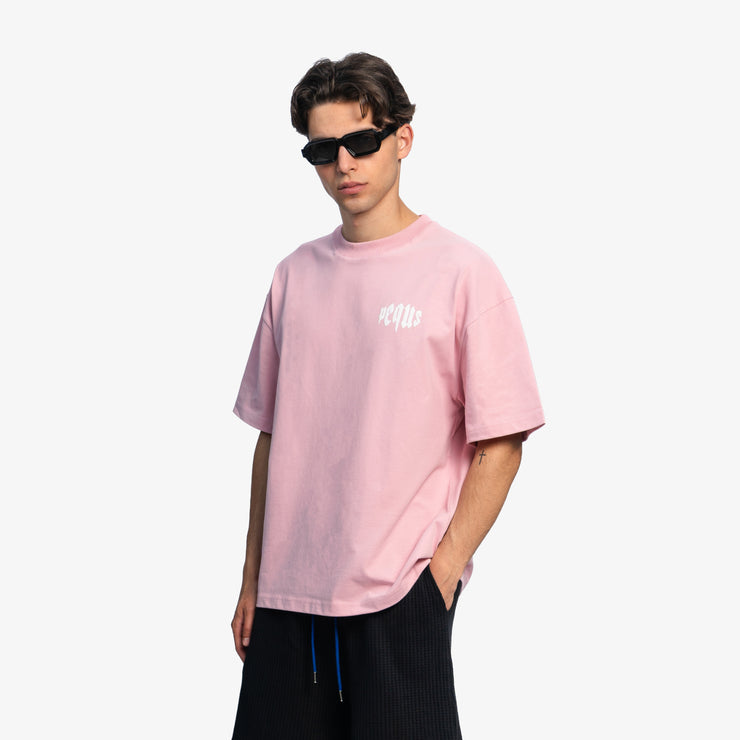 Pequs Mythic Chest Logo T-Shirt Vatertagsangebot