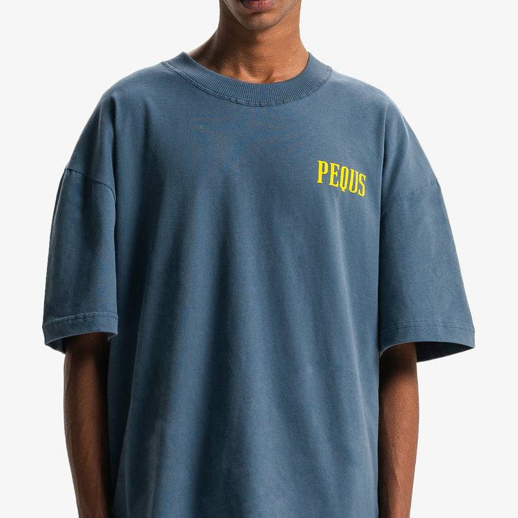 Pequs PEQUS Art Gallery T-Shirt Kostenloser Versand international