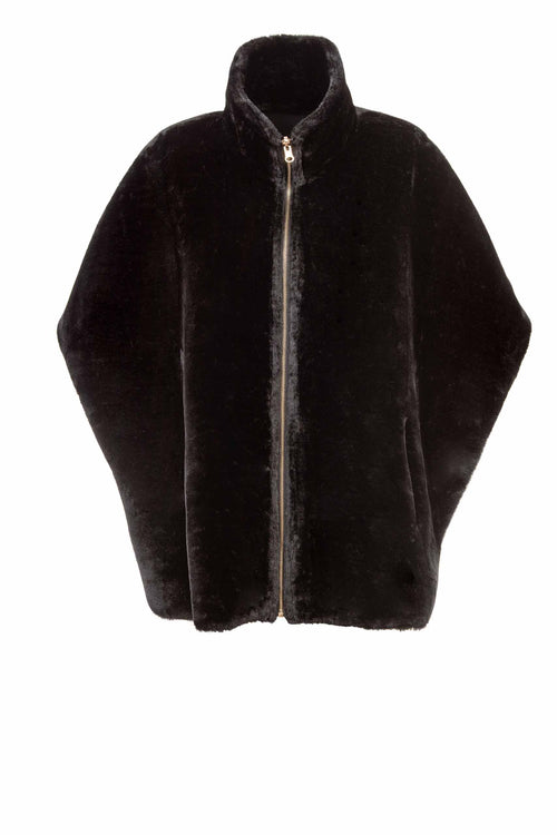 Petite M. Cape zum Wenden in Lammfell Imitat Schwarz Fabrik Onlineshop