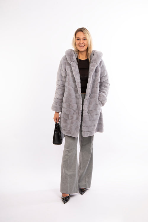 Petite M. Kunstfell WendeJacke in Platinum Grau Preisnachlass
