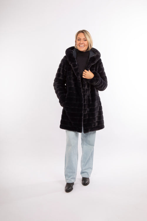 Petite M. Kunstpelz Jacke reversible in Dunkelblau Tägliche Deals