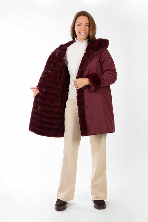 Petite M. Wendemantel mit Kapuze in Kunstfell und Microfaser, Farbe Weinrot Neueste Stile