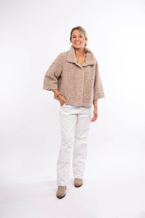 Petite M. Teddyfell Kurze Jacke in Beige Letzter Tag