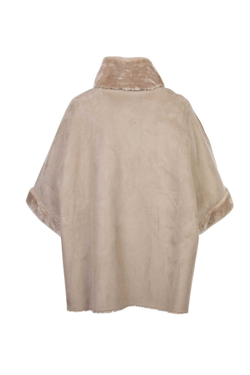 Petite M. Cape zum Wenden in Kunstlammfell Zeitbegrenzte Promotion